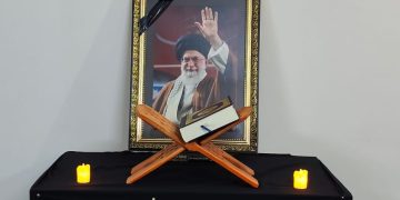 সর্বোচ্চ নেতার শাহাদাত: ইরানে ৪০ দিনের জাতীয় শোক, ৭ দিন সরকারি ছুটি ঘোষণা